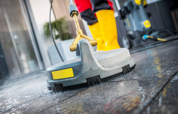 Why Choose Our Certified Pressure Washing Experts for Your Project Needs in Okeechobee, FL?
